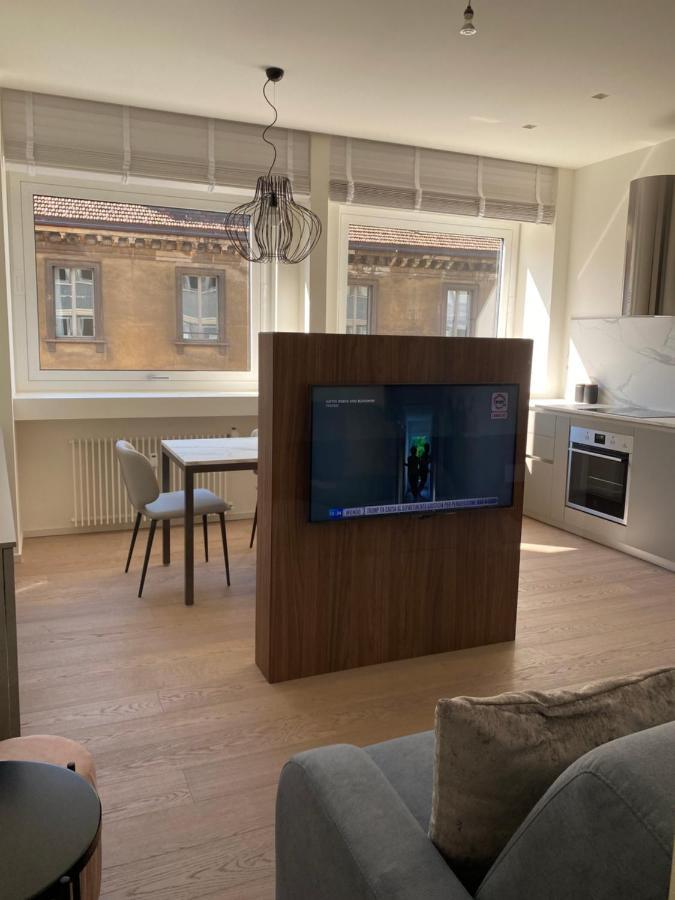 Torino 64 - Duomo City Center Luxury Apartment Perfect X2! Milano Esterno foto